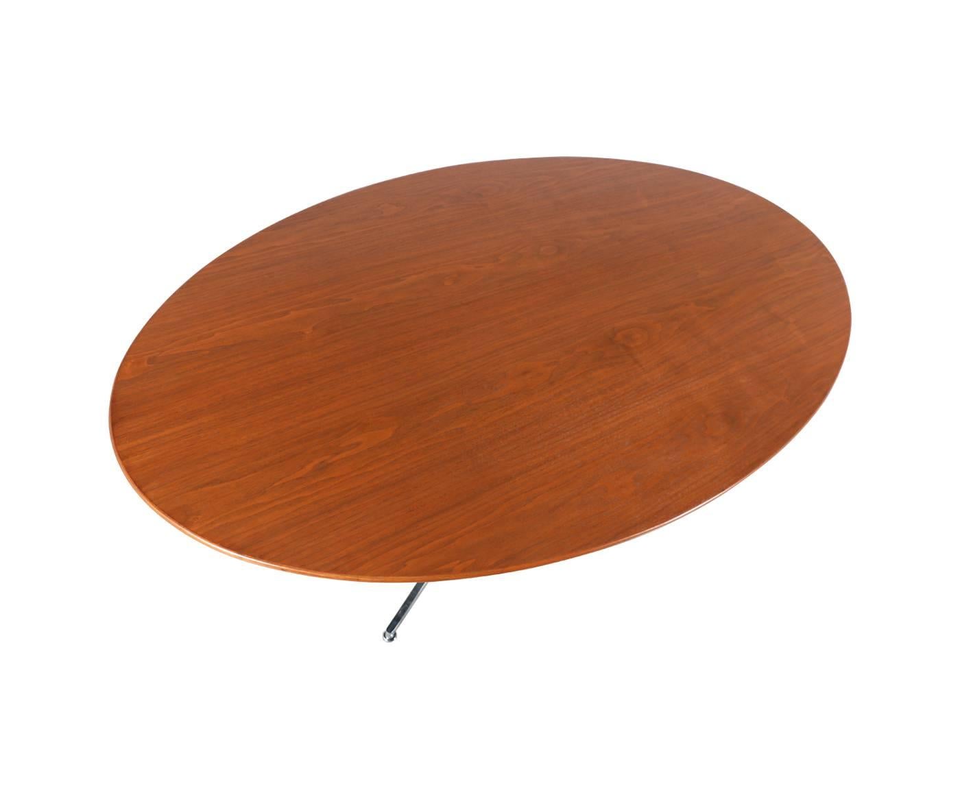 Mid-20th Century Florence Knoll Oval Walnut Dining Table with Chrome Base
