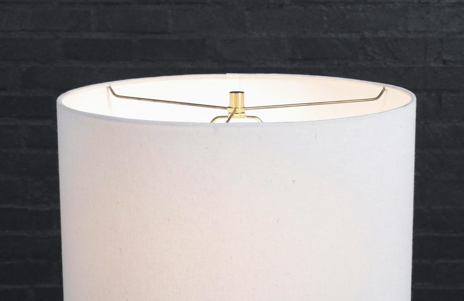 Expertly Restored -Mid-Century California Modern Sculpted Table Lamp by Modeline In Excellent Condition For Sale In Los Angeles, CA