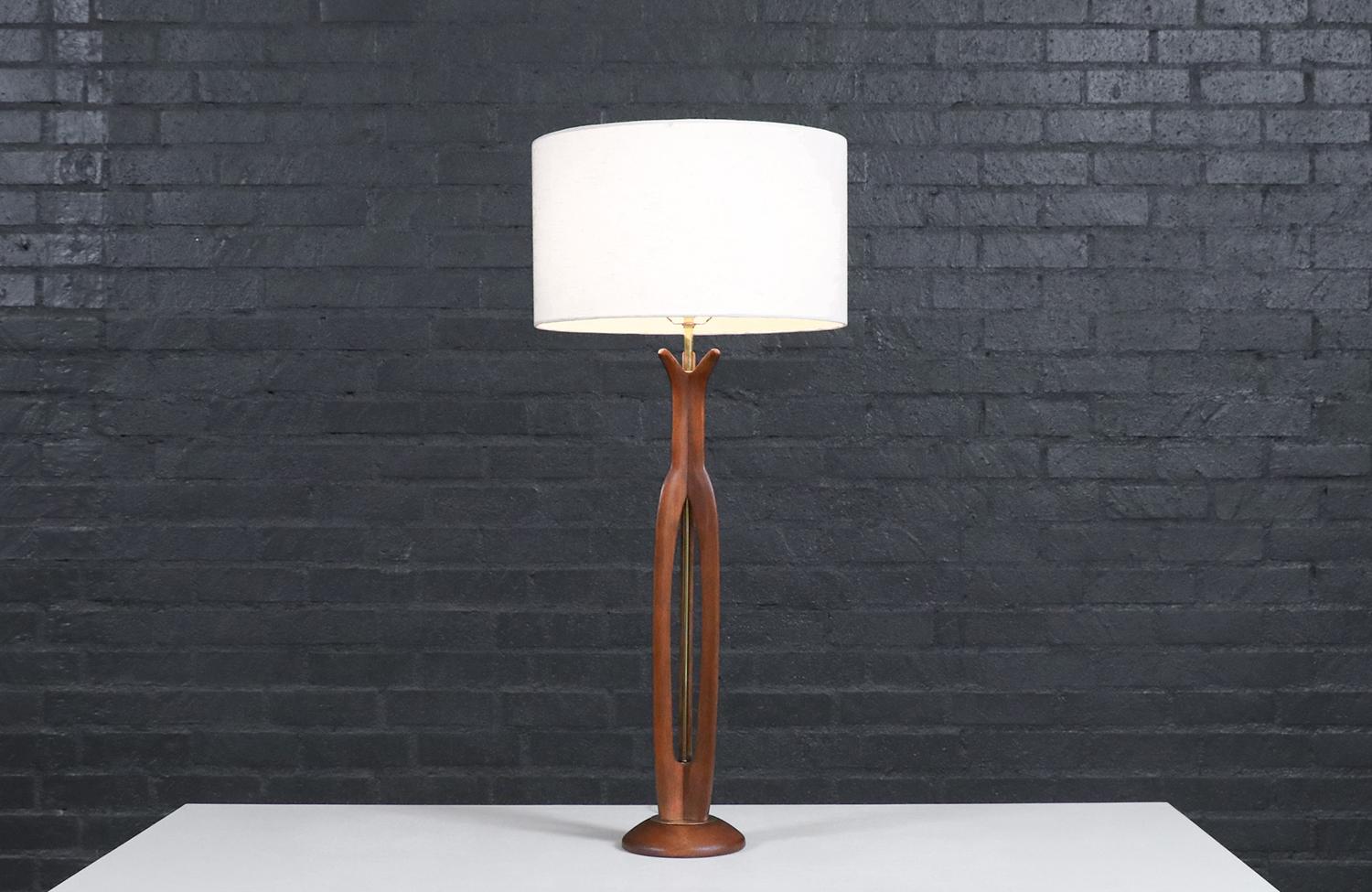 Mid-Century Modern Expertly Restored -Mid-Century California Modern Sculpted Table Lamp by Modeline For Sale