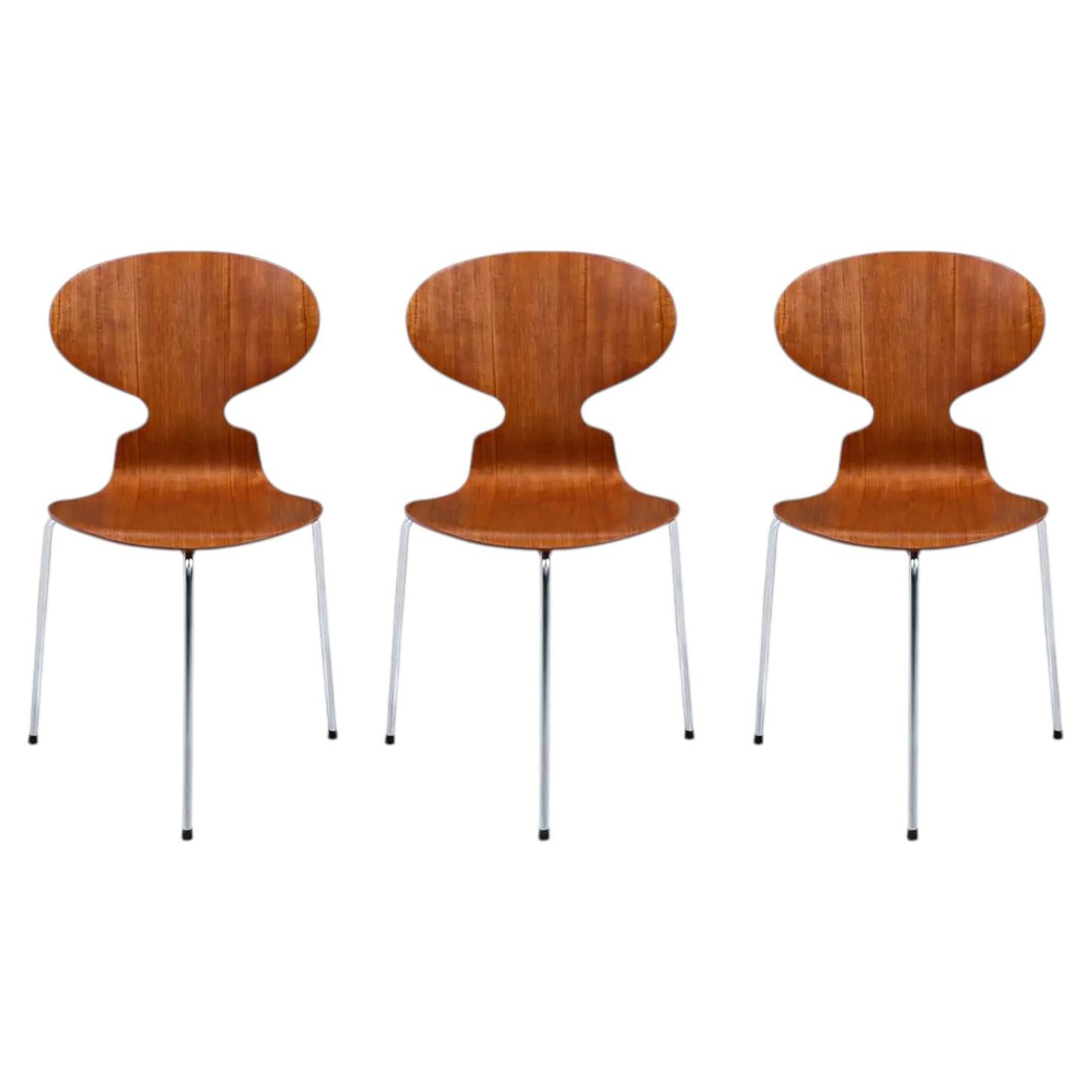 Expertly Restored - Arne Jacobsen "Ant" Model-3100 Teak Chair for Fritz Hansen For Sale