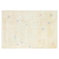 Alfombra de lana color beige de estilo danés moderno, tejida a mano por Rya