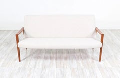 Fachmännisch restauriert - Dänisches Modernes Sofa aus Teakholz mit Skulpturen