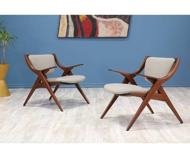 MidCentury Modern “Scissor” Lounge Chairs at 1stDibs