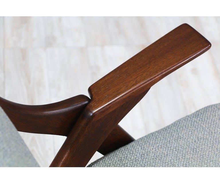 MidCentury Modern “Scissor” Lounge Chairs at 1stDibs