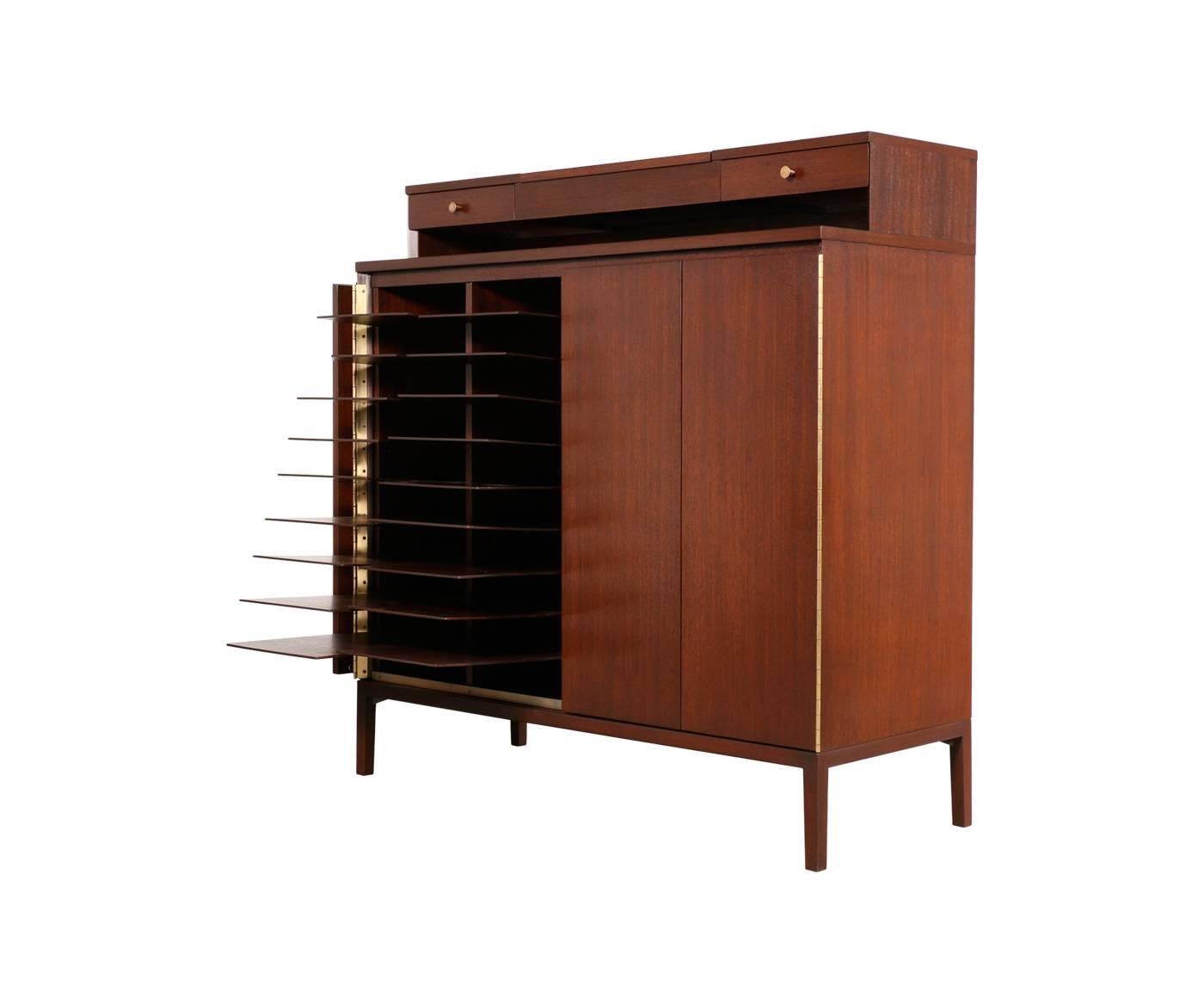 American Paul McCobb “Irwin Collection” Bachelors Chest with Bi-Folding Doors for Calvin