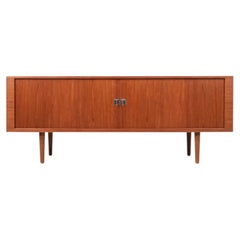 Credenza con sportello a tamburo in teak "President" di Hans J. Wegner per Ry Mobler
