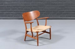 Expertly Restored - Hans J. Wegner CH-22 Lounge Chair for Carl Hansen & Søn