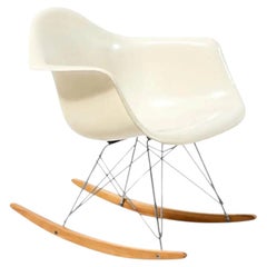 Original Vintage Charles & Ray Eames RAR Rocking Chair for Herman Miller