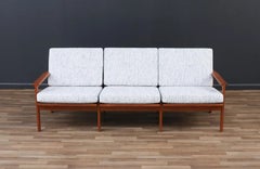 Restaurato con perizia - Divano in teak Illum Wikkelsø "Capella" per N. Eilersen