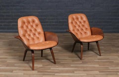 George Mulhauser Tufted Leather & Walnut Lounge Chairs for Plycraft