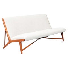 Fachmännisch restauriert - Frühes Hans J. Wegner JH-555 Sofa für Johannes Hansen