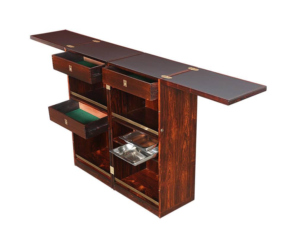 Danish Modern Rosewood “Captains Bar” by Reno Wahl Iversen for Dyrlund In Excellent Condition In Los Angeles, CA
