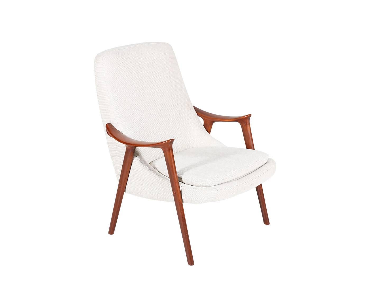 Scandinavian Modern Norwegian “Kørnet” Lounge Chair for Møre Lenestolfabrikk