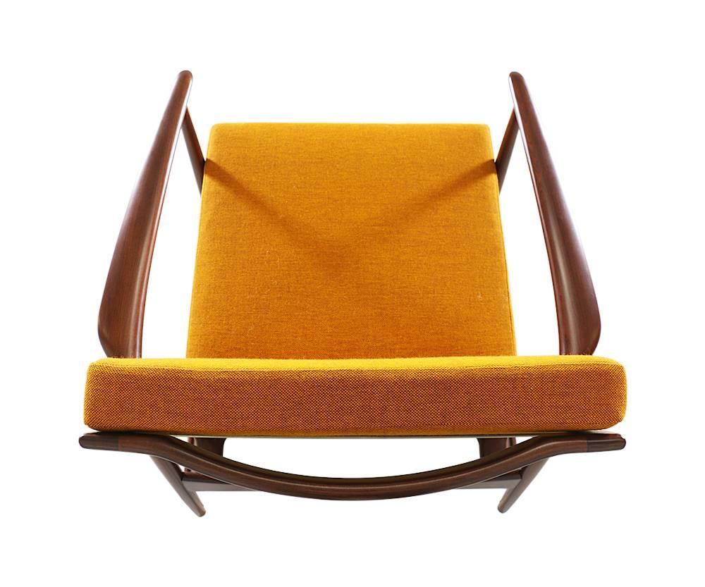Mid-Century Modern Ib Kofod-Larsen “Spear” Lounge Chair for Selig
