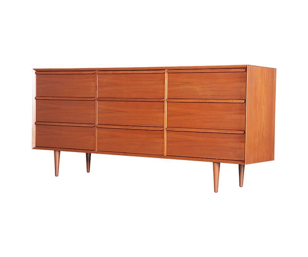 Period/style: Danish Modern
Country: Denmark
Date: 1960s

Dimensions: 34?H x 74.75?L x 18.5?W
Materials: Teak wood
Condition: Excellent, newly refinished
Number of items: One
ID number: 5062.