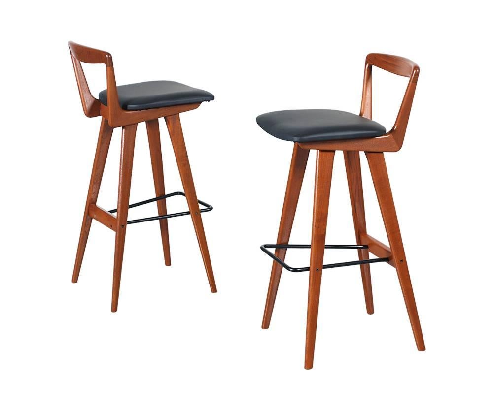 Mid-Century Modern Set of Three Henry Rosengren Hansen Teak Bar Stools for Brande Møbelindustri