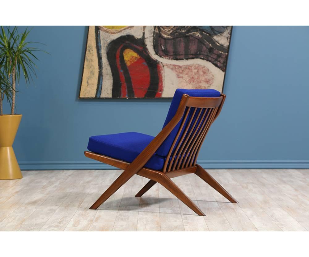 Mid-Century Modern “Scissor” Lounge Chairs by Folke Olhsson for DUX In Excellent Condition In Los Angeles, CA