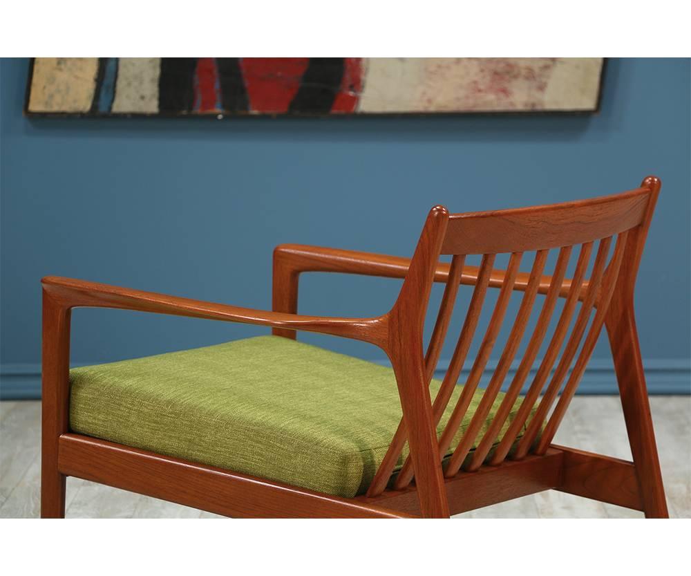 Folke Olhsson Model 75-C Teak Lounge Chairs for DUX In Excellent Condition In Los Angeles, CA