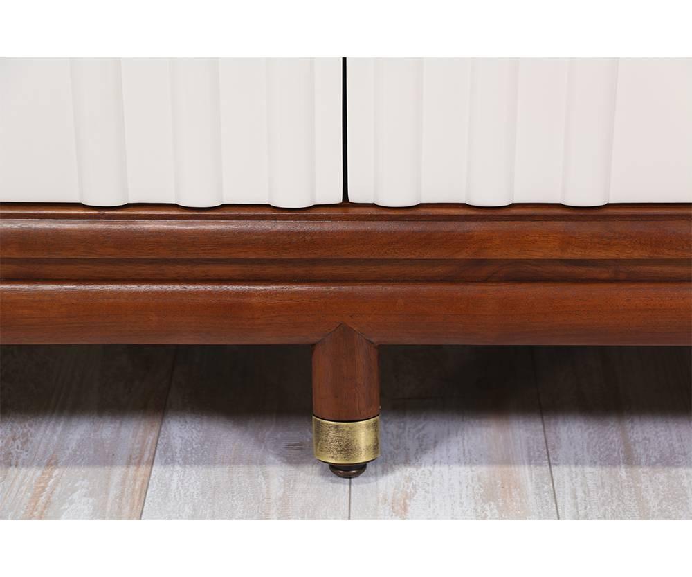 Renzo Rutili Two-Tone Lacquered & Walnut Credenza for Johnson Furniture 2