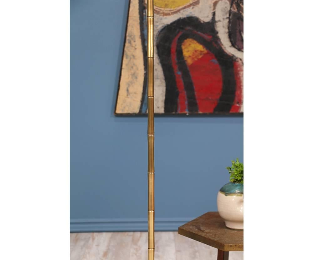 Vintage Faux Bamboo Brass Tri-Leg Floor Lamp In Excellent Condition In Los Angeles, CA