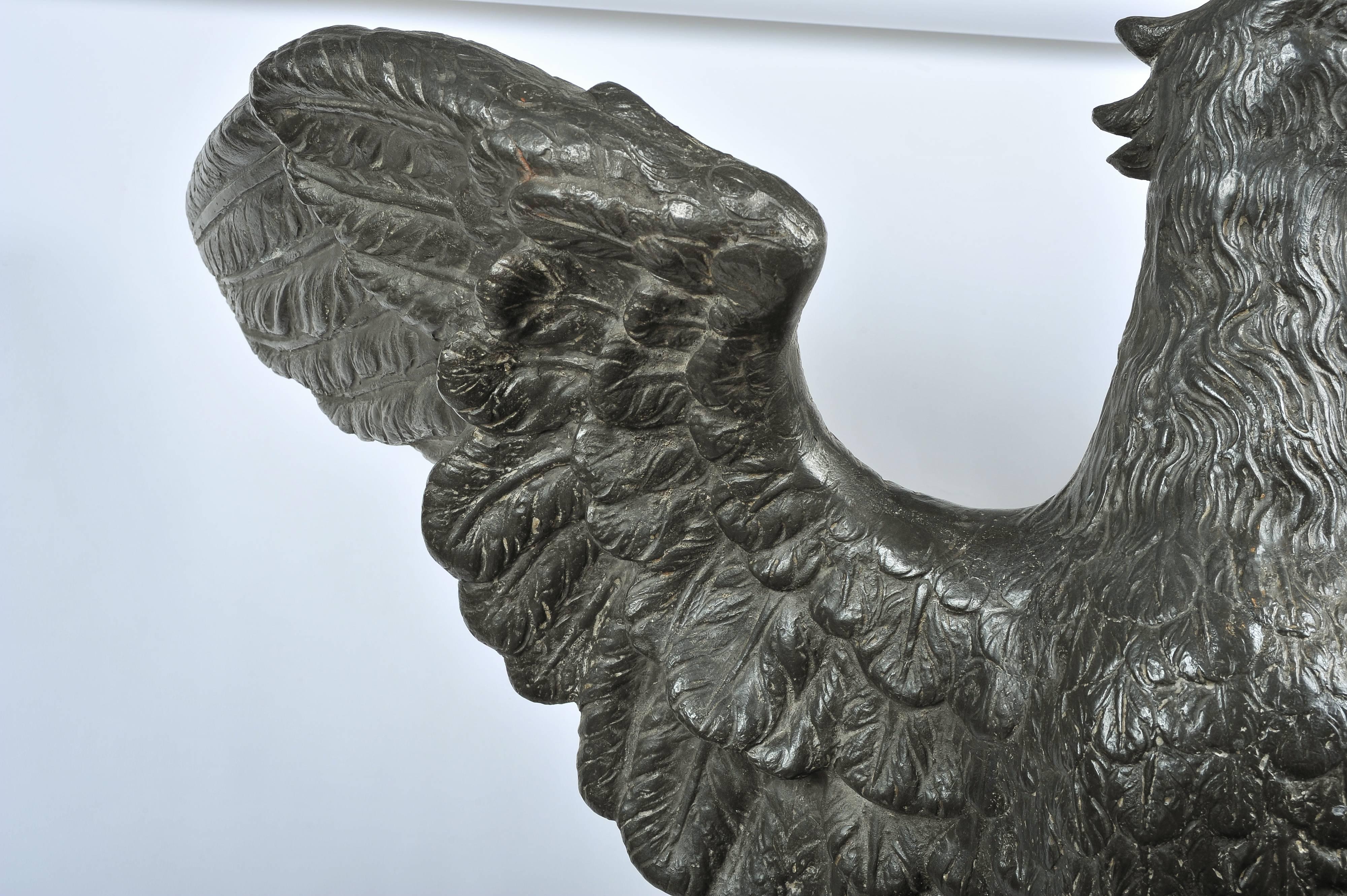 Pair of 18th Century Lead Eagles on Red Painted Pedestals In Excellent Condition In London, GB