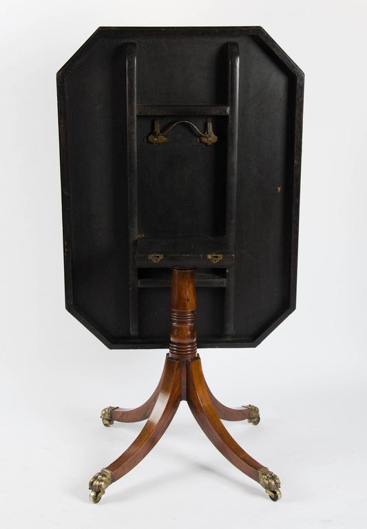 Great Britain (UK) Early 19th Century Rosewood Breakfast Table