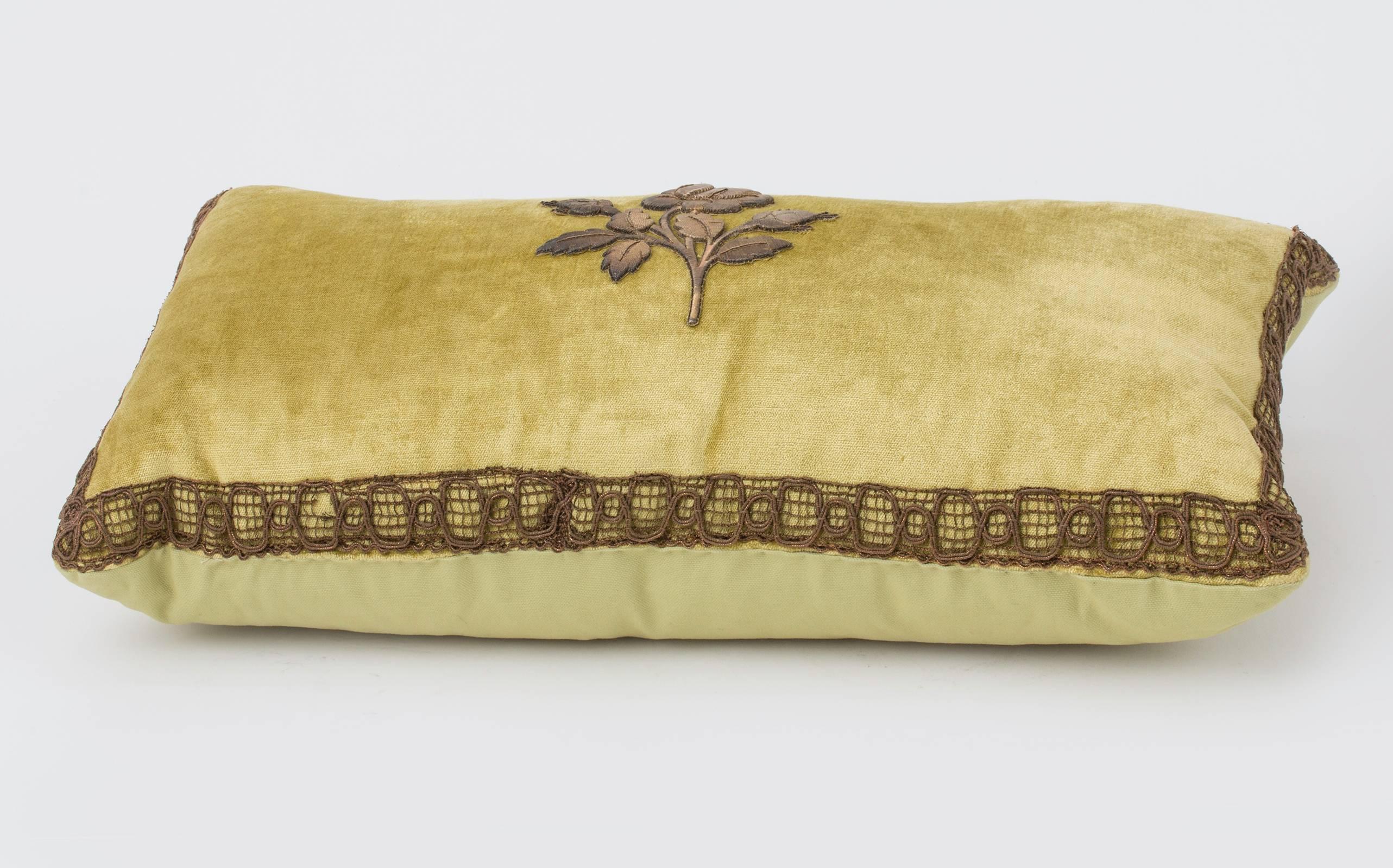 Embroidered  Pillow, Trimmed with Antique Gold Metal Flower For Sale