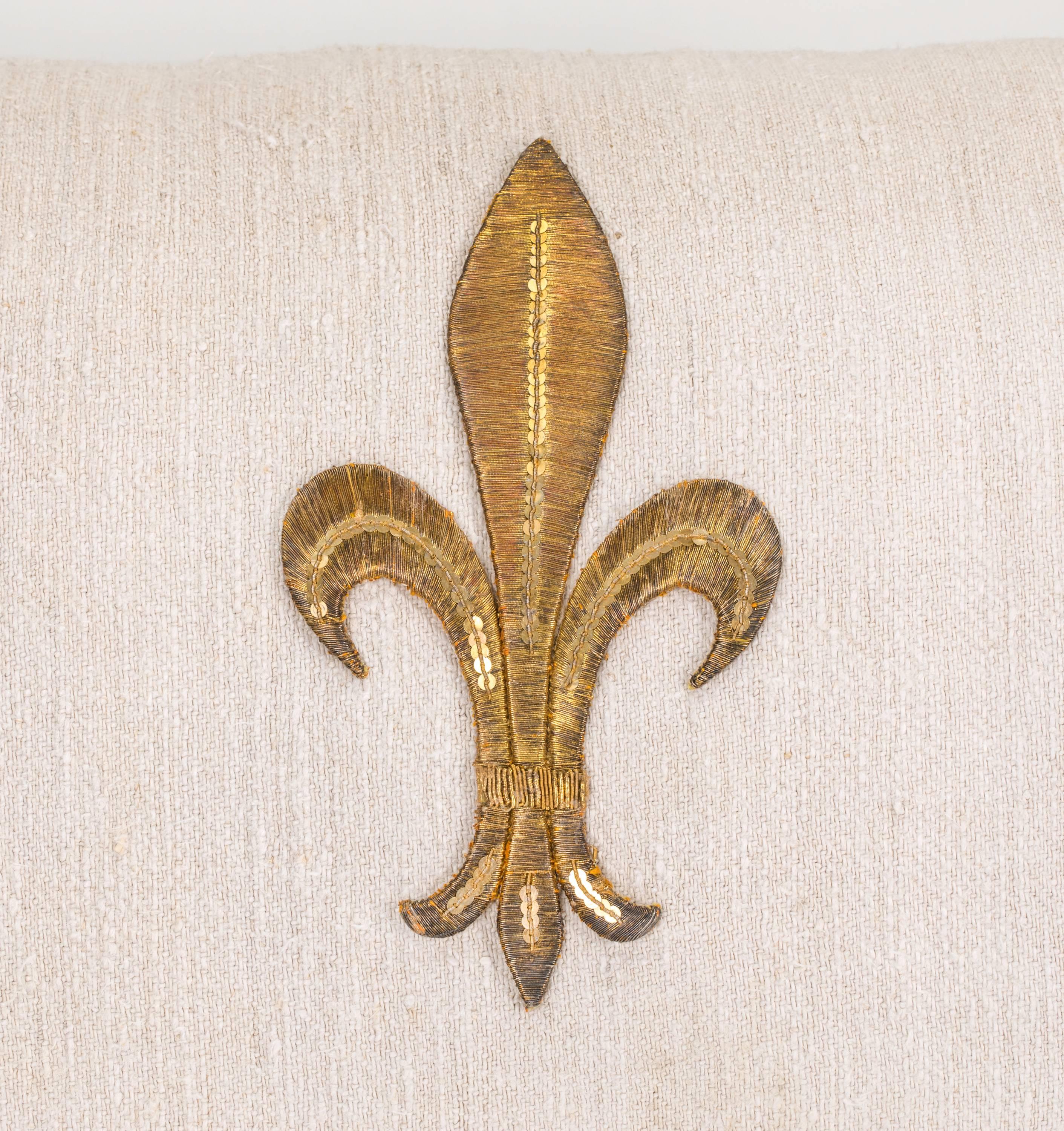 Contemporary Antique Metallic Gold Thread Fleur-de-Lis Appliqué Pillow