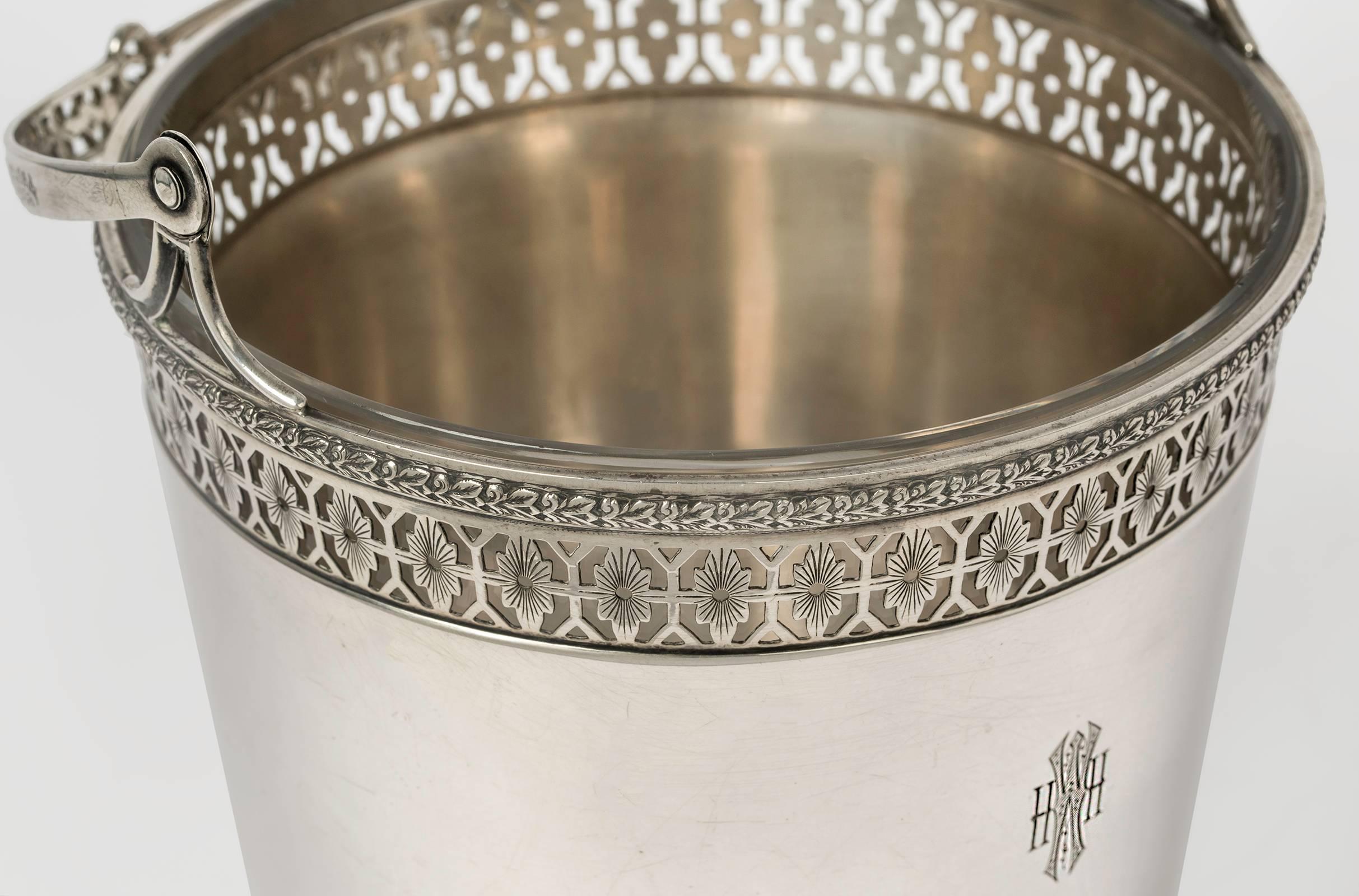 Sterling Silver Ice Bucket with Glass Liner In Excellent Condition In Summerland, CA