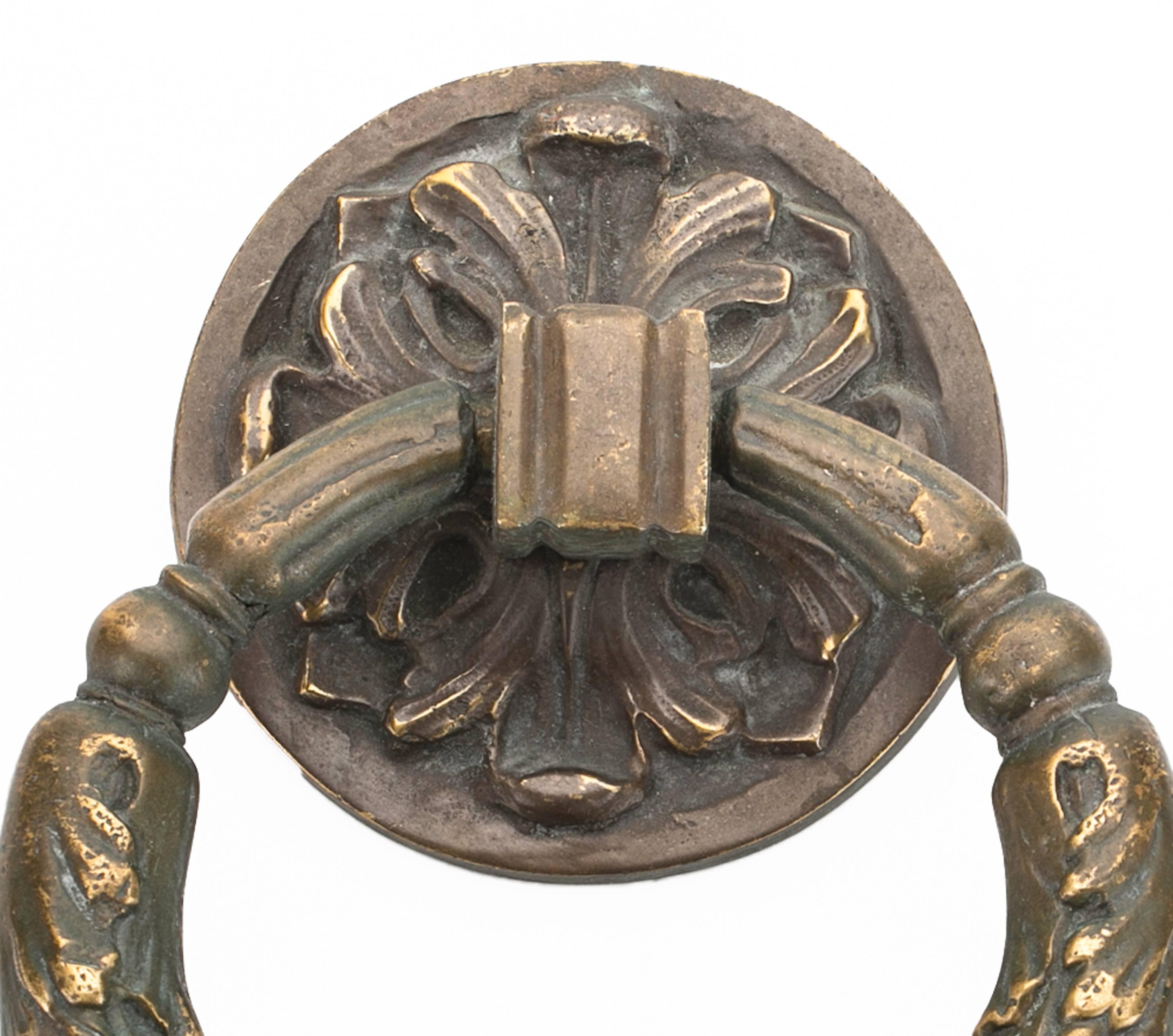 Antique French Wreath Style Bronze Door Knocker In Good Condition In Summerland, CA