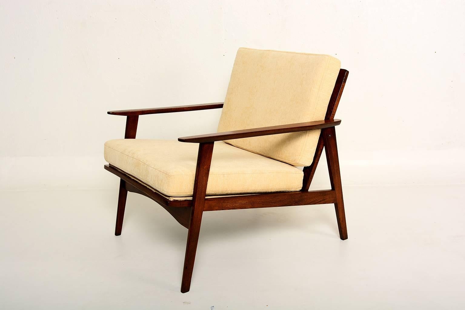 Unknown Danish Mid Century Modern Pair of Scandinavian Easy Chairs