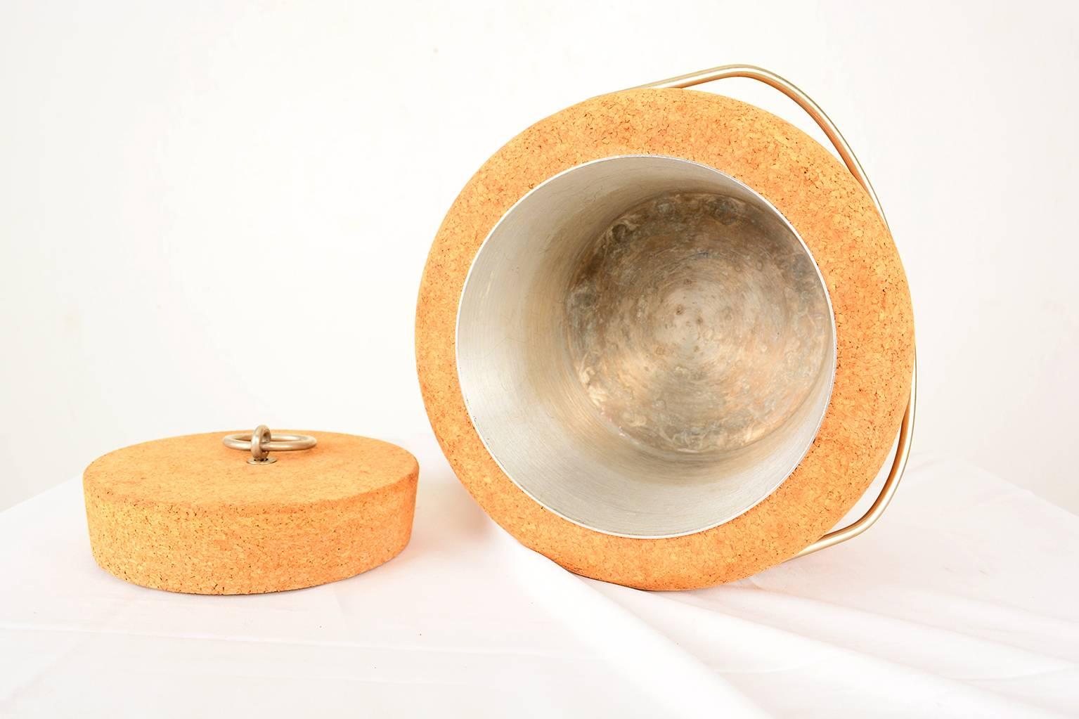 1970s Cork Ice Bucket by Signe Persson Melin for Boda Nova Sweden, Midcentury In Fair Condition In Chula Vista, CA