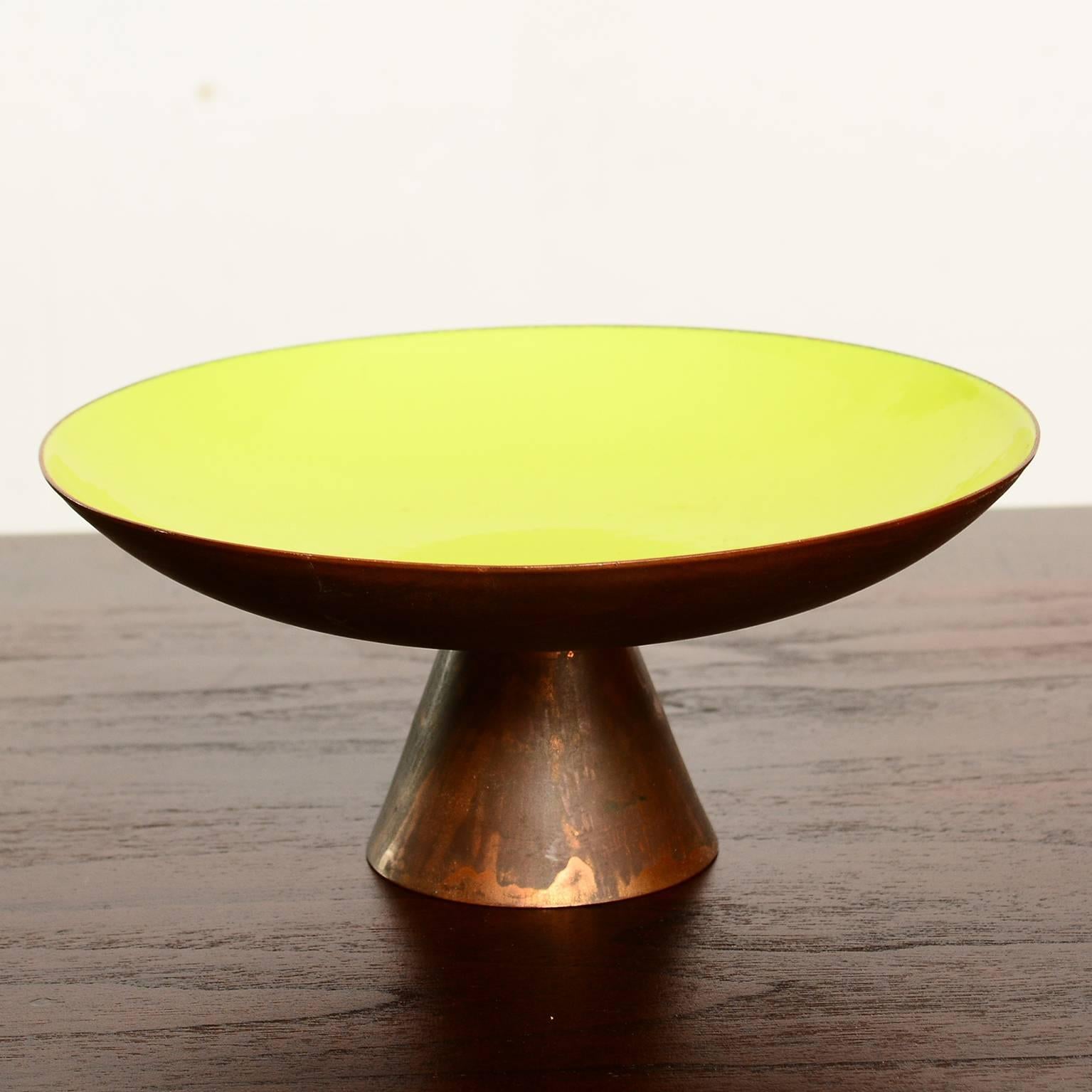 For your consideration a beautiful enamel on copper dish. 
The dish has a bright yellow color. The outside is copper with vintage patina. 
Unsigned.