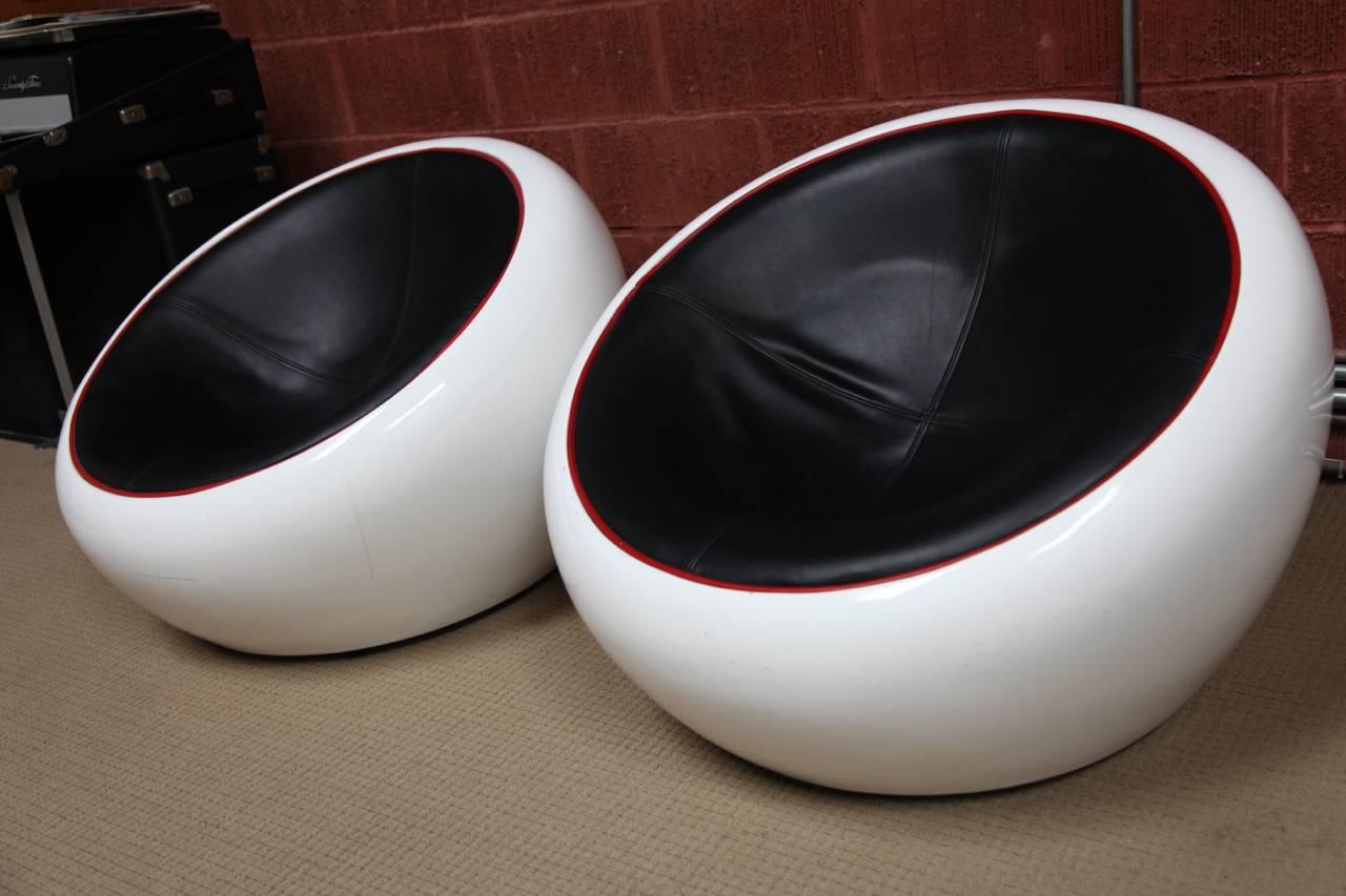 ball pod chair