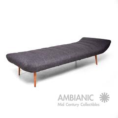 Mid-Century Modern Chaise Lounge-Daybed Attributed to Paul McCobb
