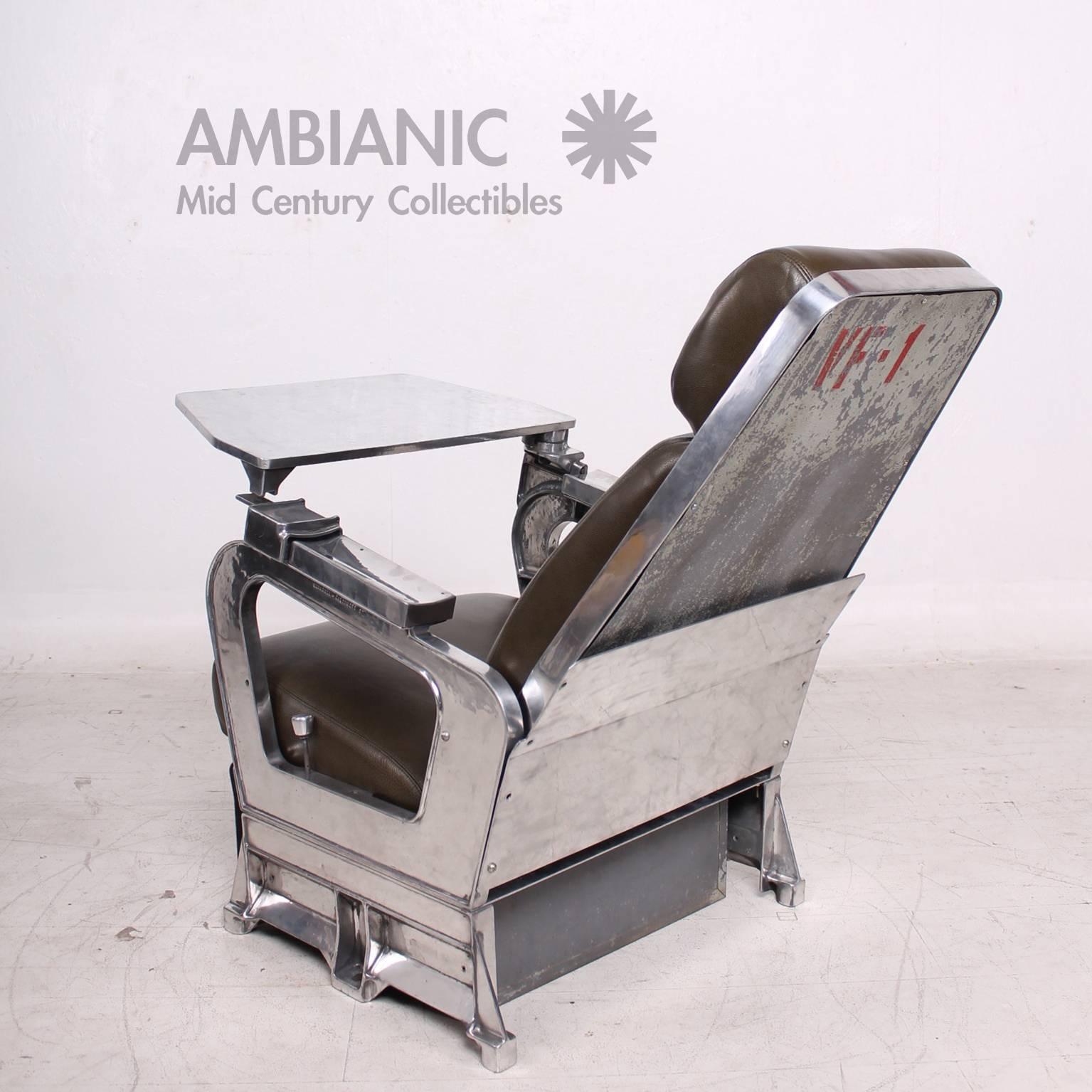 Mid-20th Century Mid-Century Modern Aluminum Airplane Chair