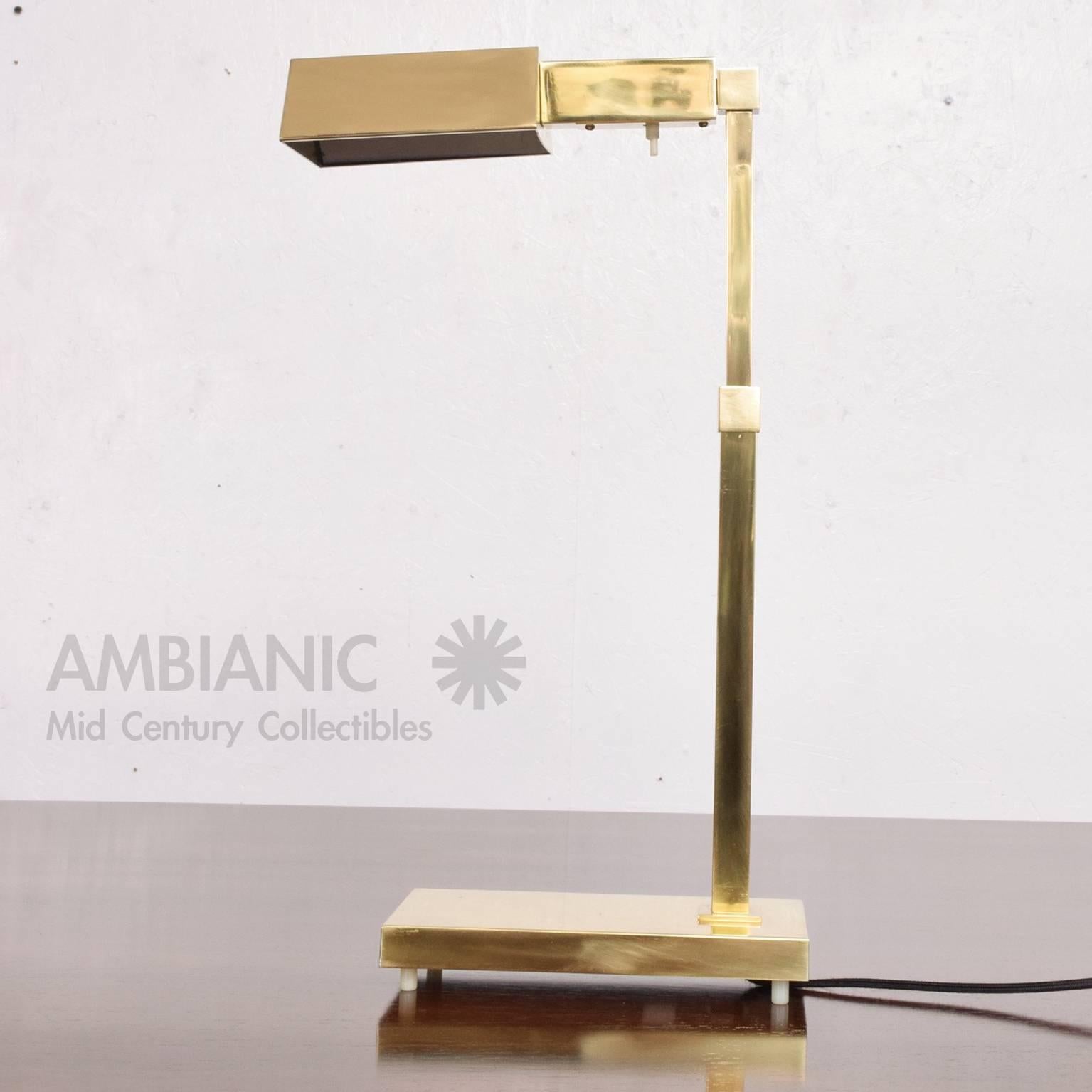 Brass Table Desk Lamp Mid-Century Modern  In Good Condition In Chula Vista, CA