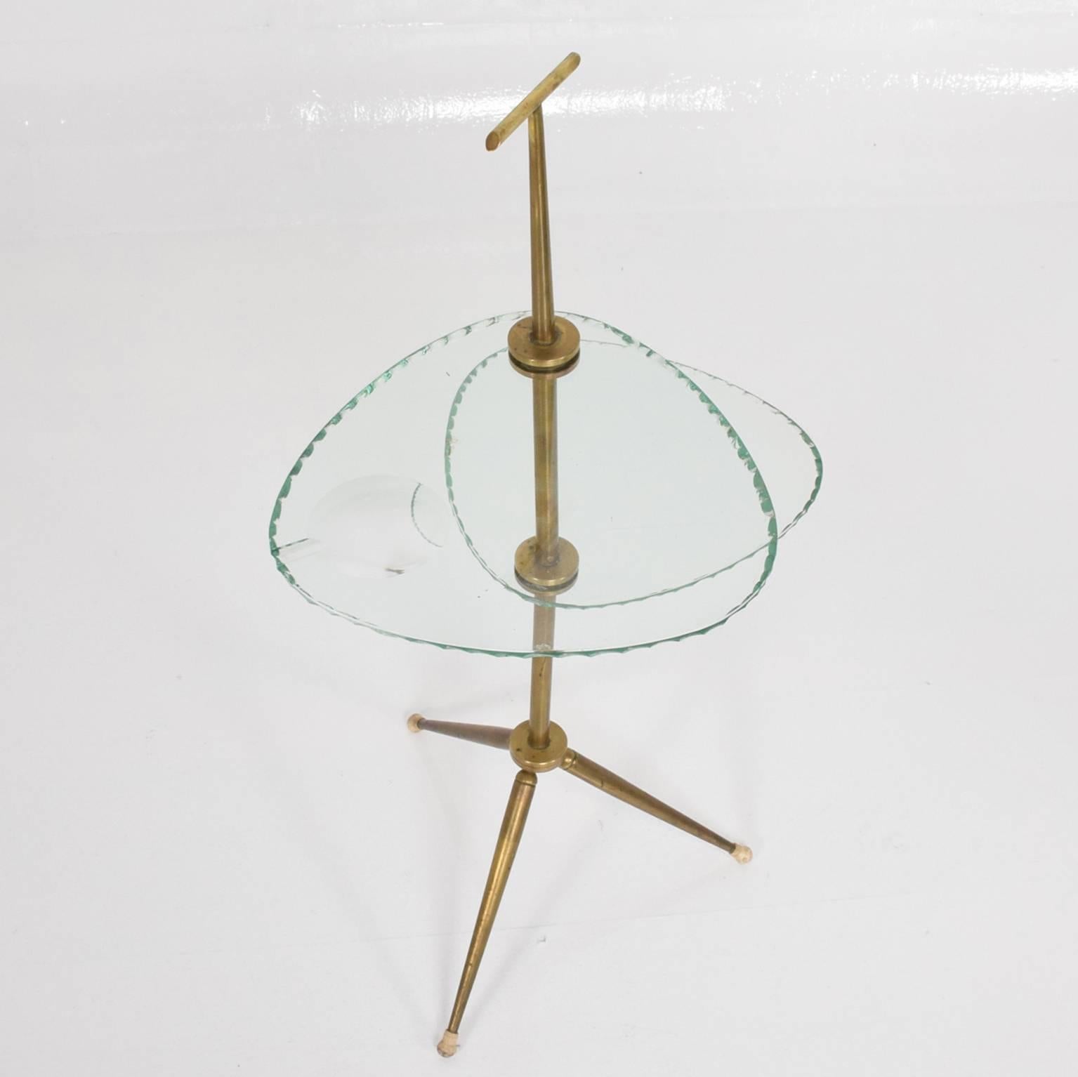 Mid-Century Modern Italian Side Table Brass and Glass after Fontana Arte 5