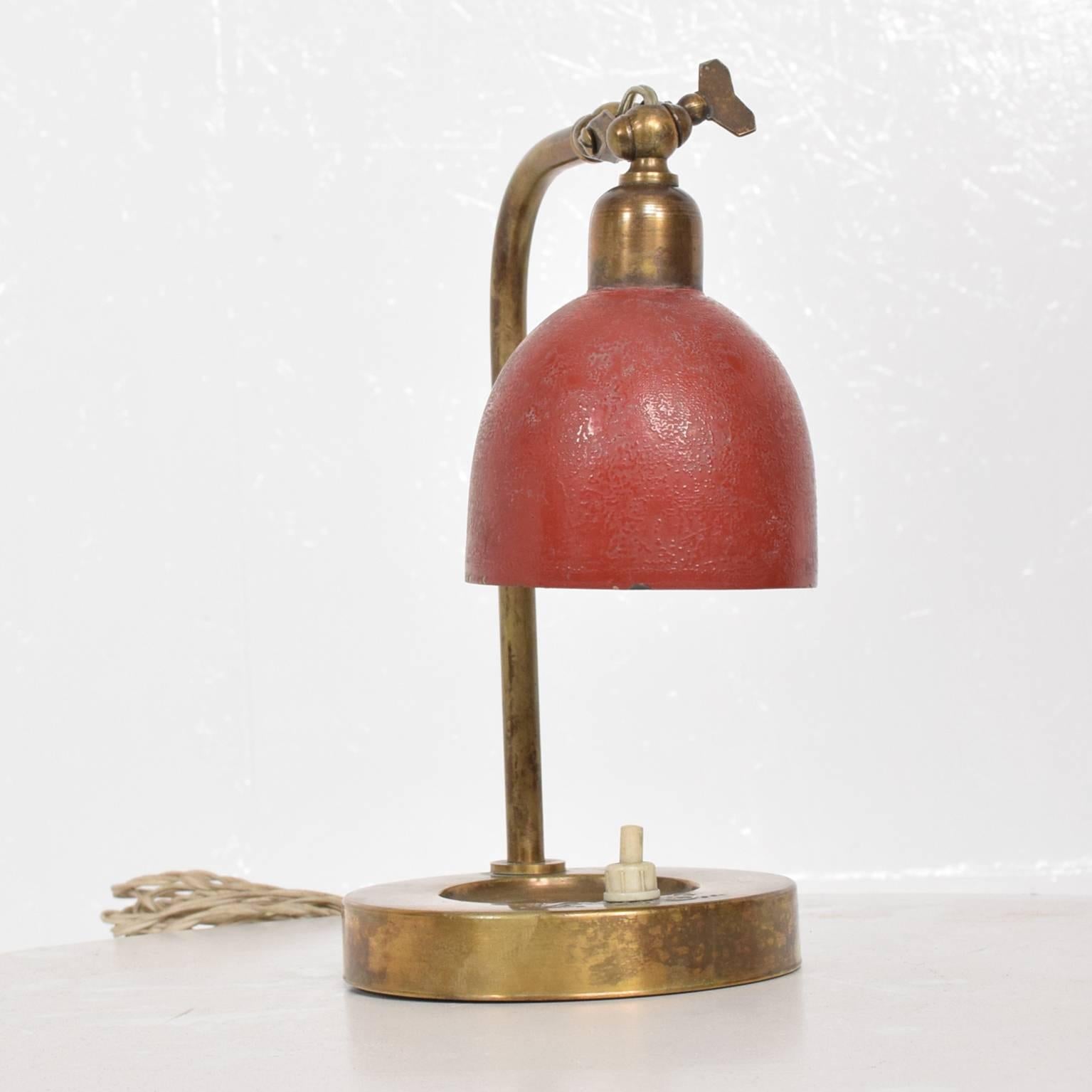 Mid-Century Modern Italian Table Lamp, Wall Sconce with Ashtray 1