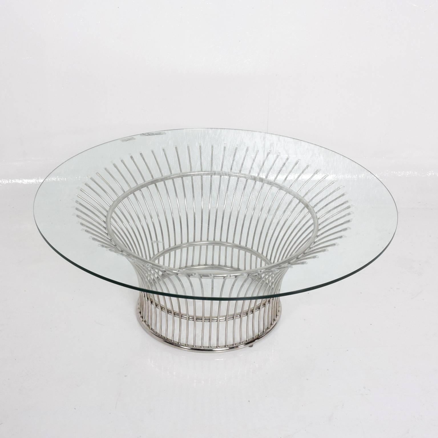 Coffee Table in the style of Warren Platner 1