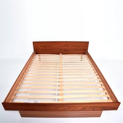 Skandinavisch Dänisch Modern Teak Queen Plattform Bett