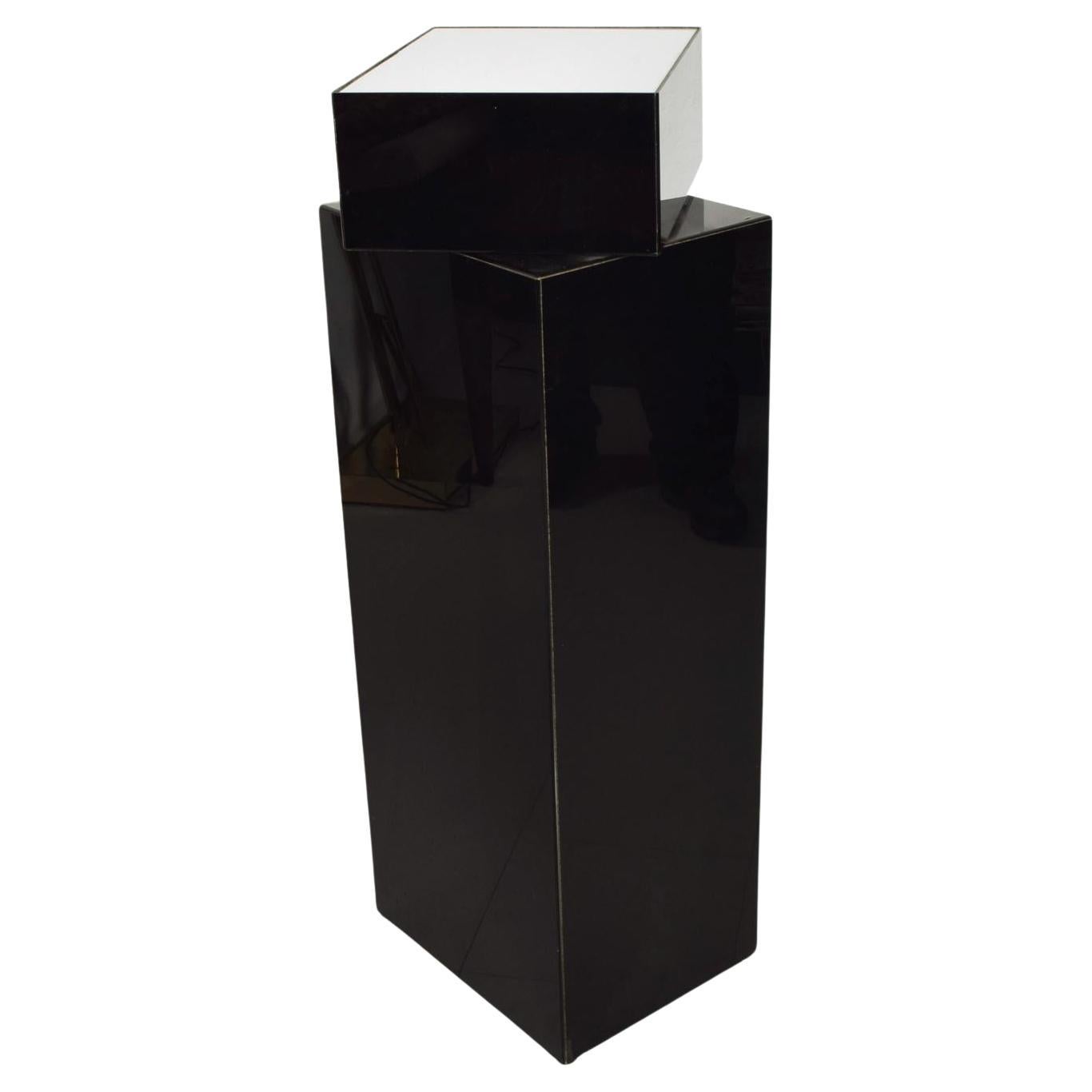 1980s Post Modern Black & White Acrylic Pillar Sculptural Pedestal Stand