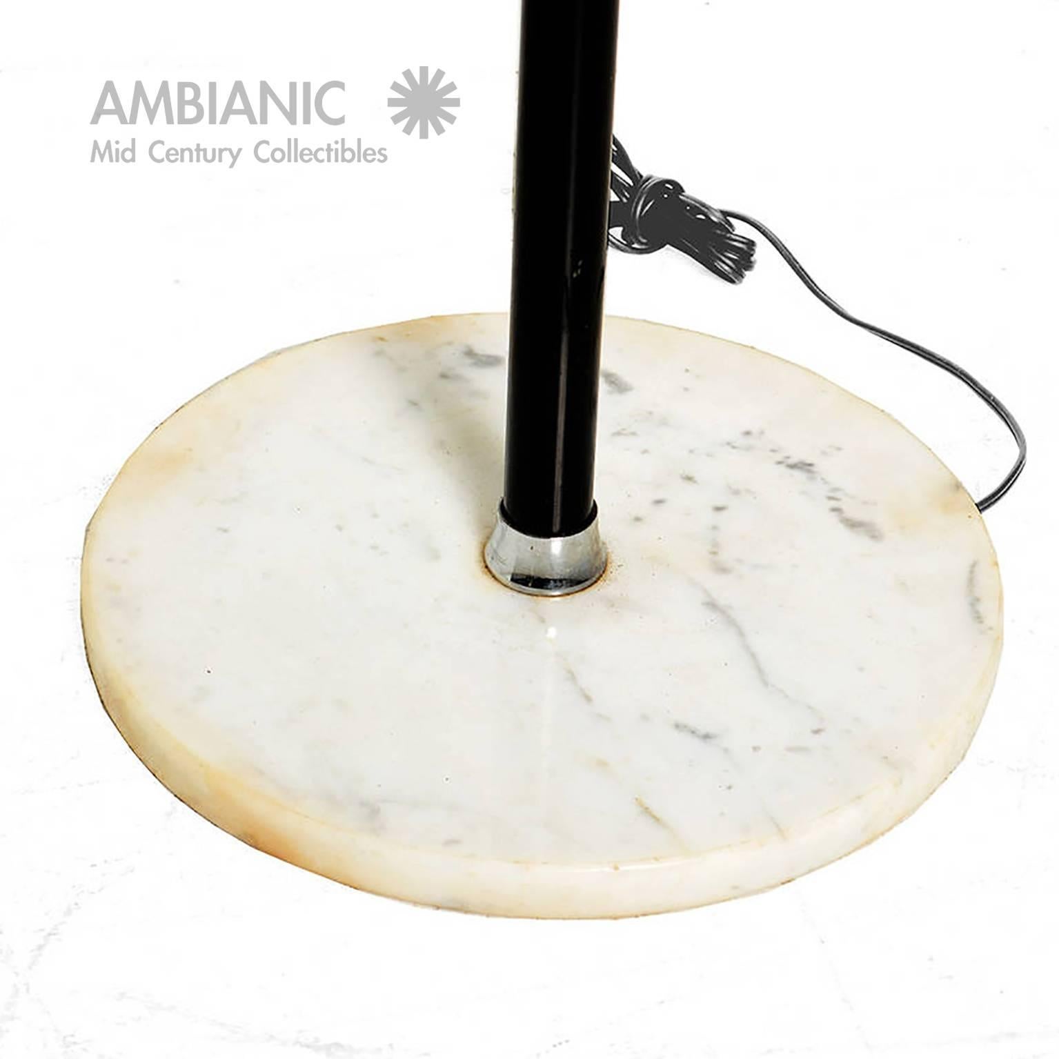 Mid Century Italian ModernTriennale Arredoluce Floor Lamp Gino Sarfatti In Good Condition In Chula Vista, CA