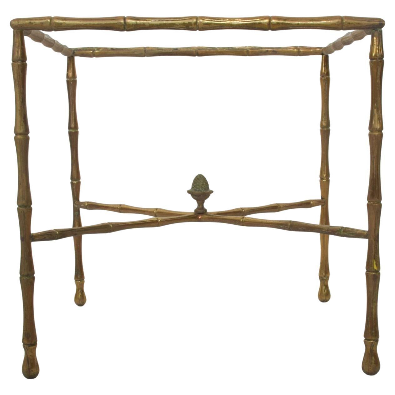 1950er Jahre Faux Bamboo Messing Quadratische Beistelltisch Arturo Pani (Moderne der Mitte des Jahrhunderts) im Angebot