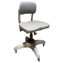 Años 50 Gio Ponti Goodform Silla industrial plateada giratoria de oficina