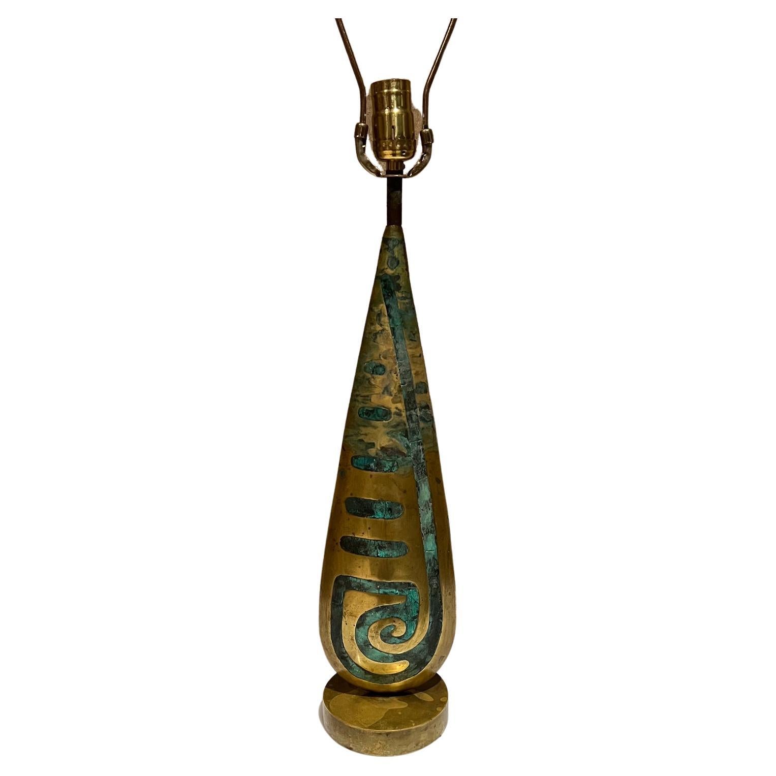 1950er Jahre Pepe Mendoza Tischlampe aus Bronze und Malachit, Maya-Revival, Mexiko