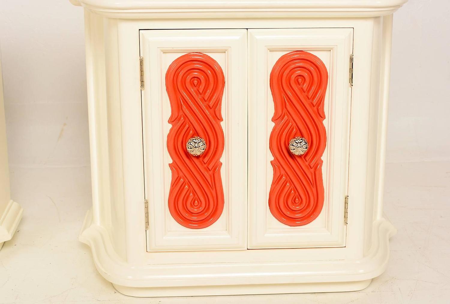 Pair of Hollywood Regency Nightstands For Sale at 1stdibs