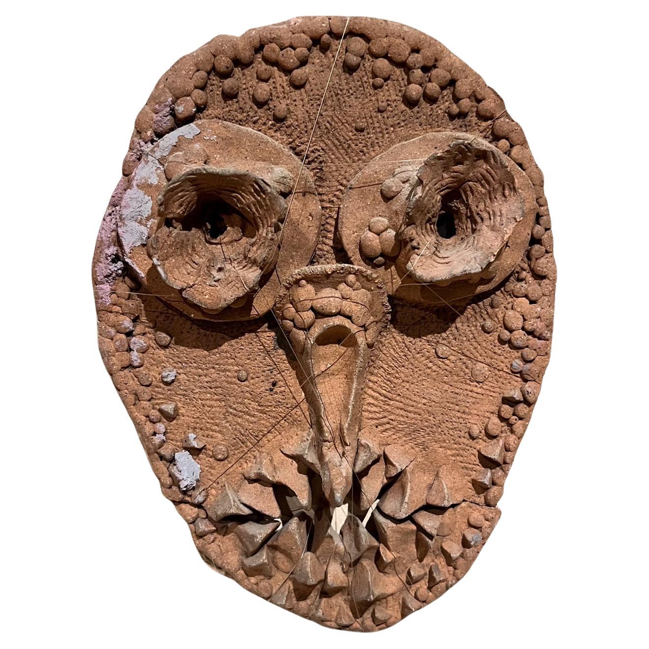 Máscara envejecida de cerámica artística artesanal de los años 70