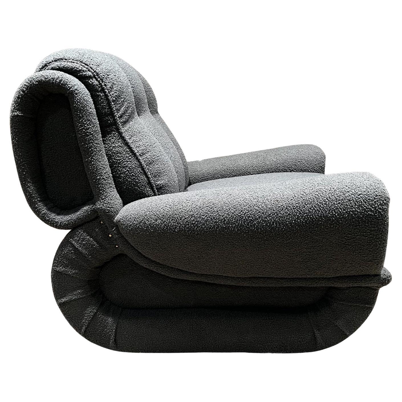 Munari for Poltrona Italian Lounge Chairs Gray Bouclé Italy 1960s For Sale