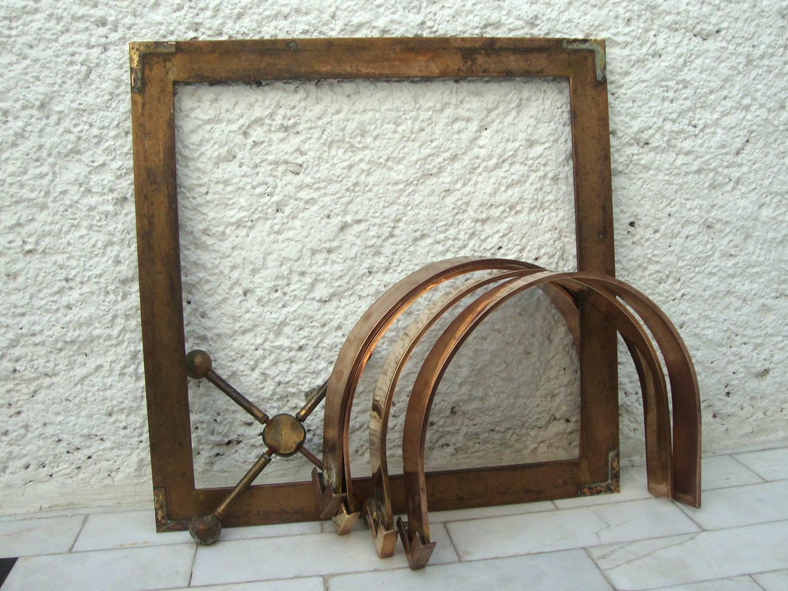 Glass Sculptural Side Table in Brass Attributed to Arturo Pani